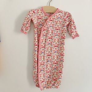 Magnificent Baby | Magnetic Gown | Lovebirds